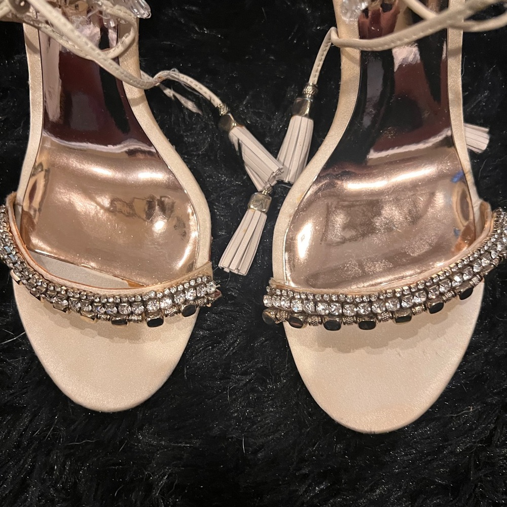 Badgley Mischka stunning gorgeous “Katrina” sandal - Picture 14 of 17